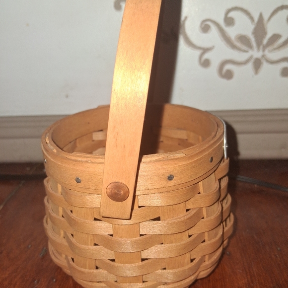 *bogo* Longaberger Brown Woven Basket with Handle - Picture 4 of 6